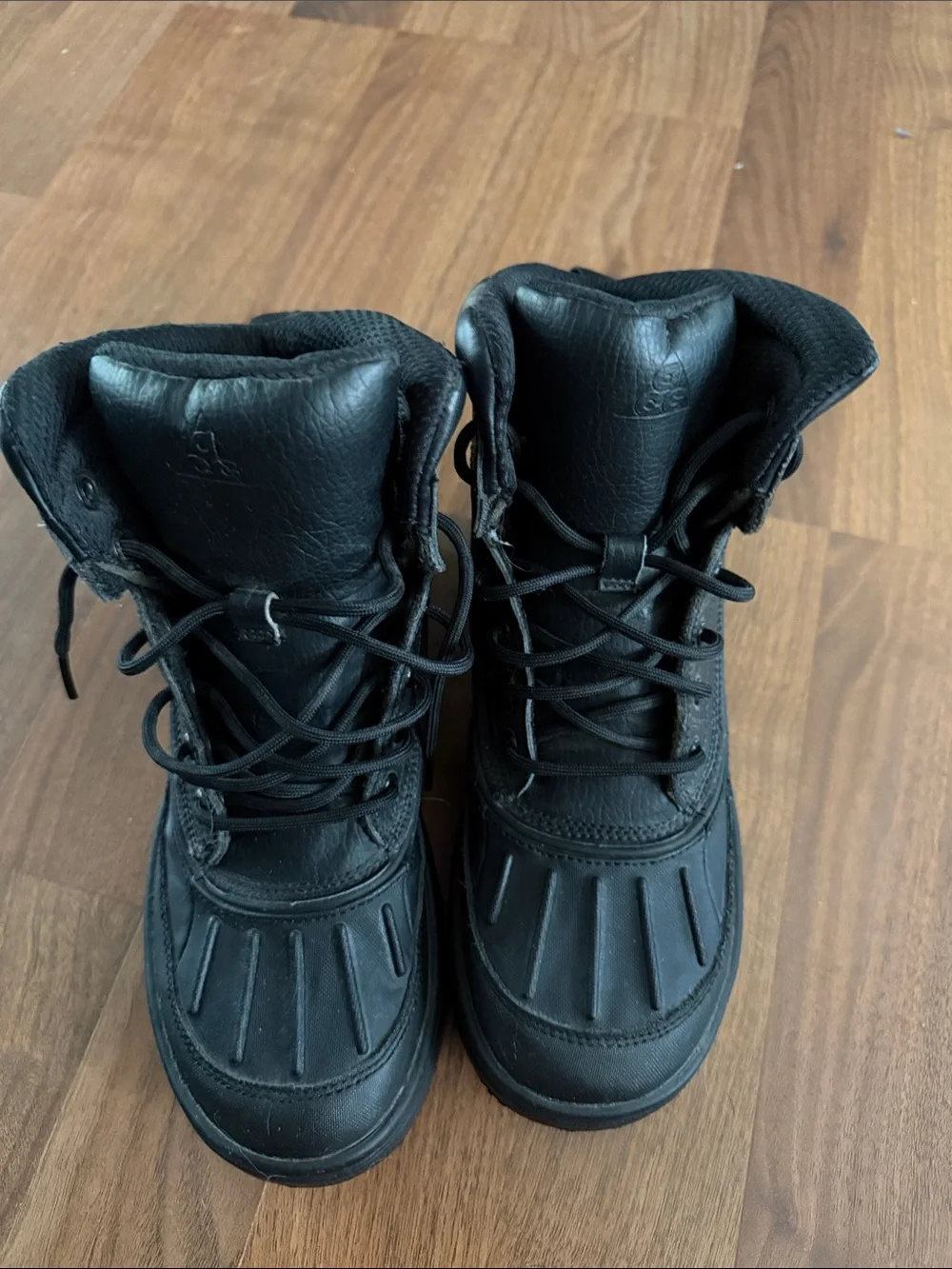Nike ACG Kids Black High-Top Winter Boots
